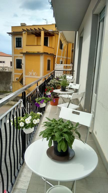 Primo Piano Bed & Breakfast Moneglia Bagian luar foto