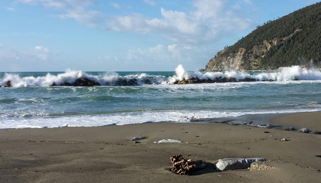 Primo Piano Bed & Breakfast Moneglia Bagian luar foto